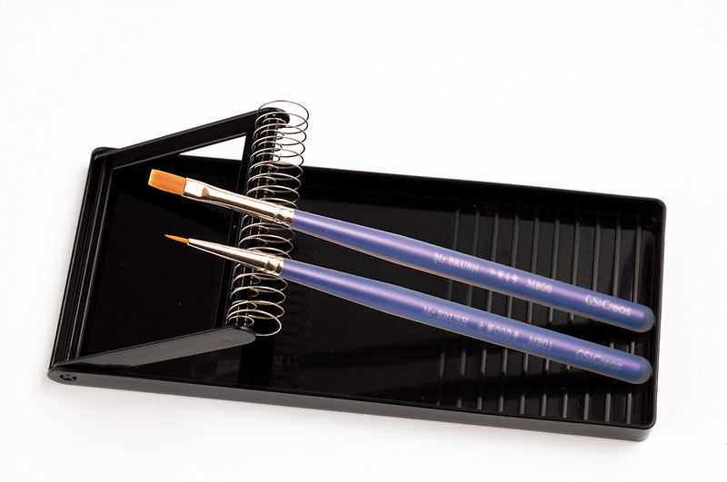GT45 Mr. Brush Stand Brush Holder, Stand by Mr. Hobby made of Plastic Metal