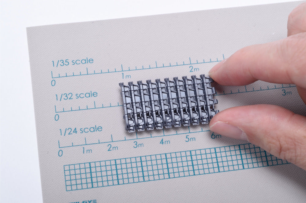 GT91 Mr. Non-Slip Sheet Work Pad, Craft Pad by Mr. Hobby made of Plastic