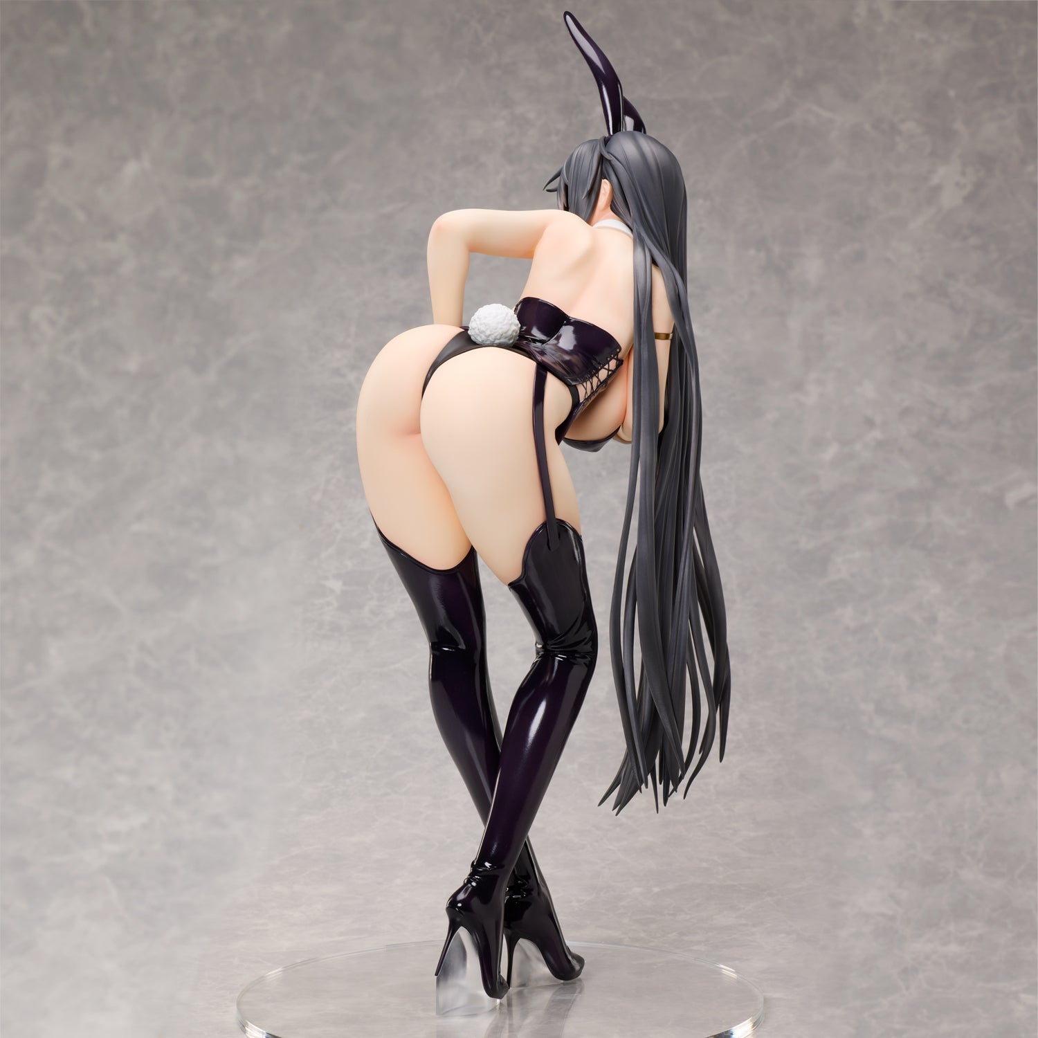 Taiho Anniversary Bunny Ver. collectible scale model made of plastics by Tokyo Figure