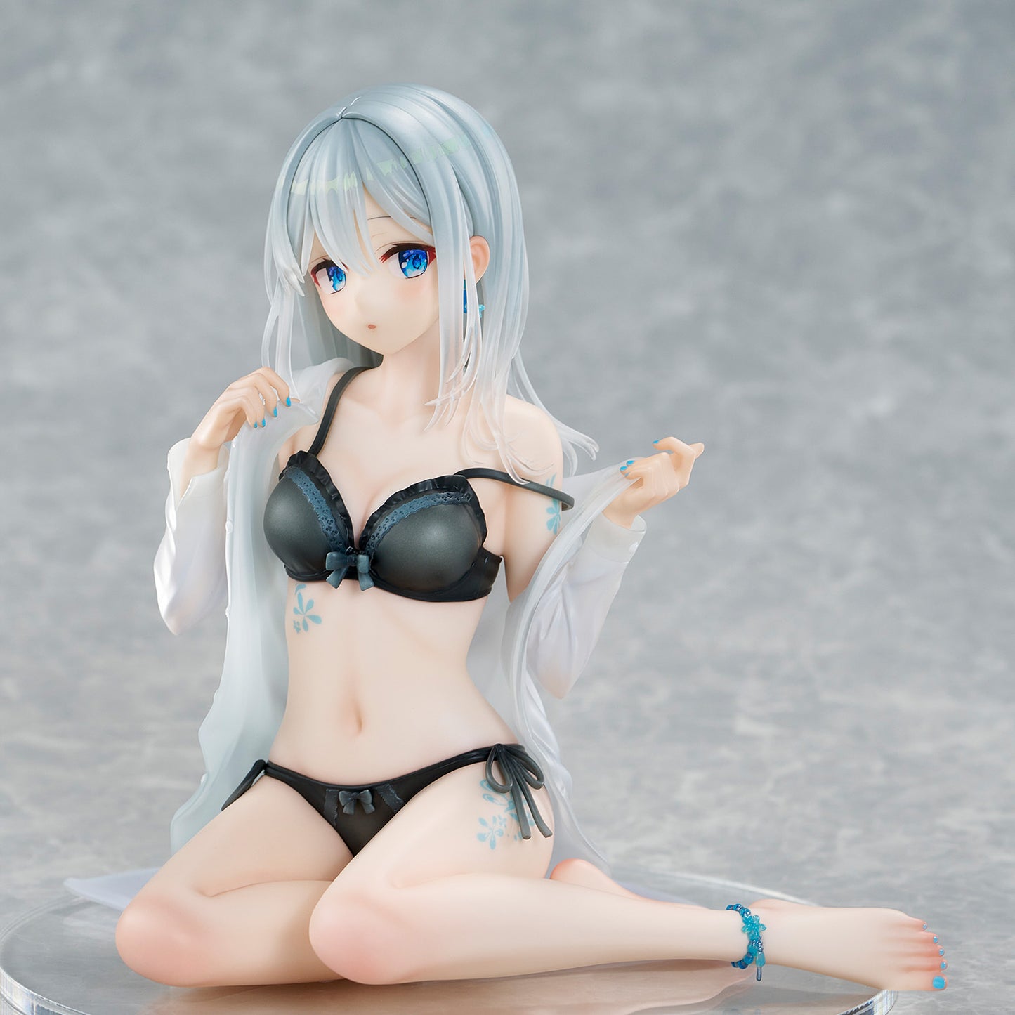 Fuumi Illustration Okigae Ginpatsu-chan Sorairo no Asa Limited Costume Ver. collectible scale model made of plastics by Tokyo Figure
