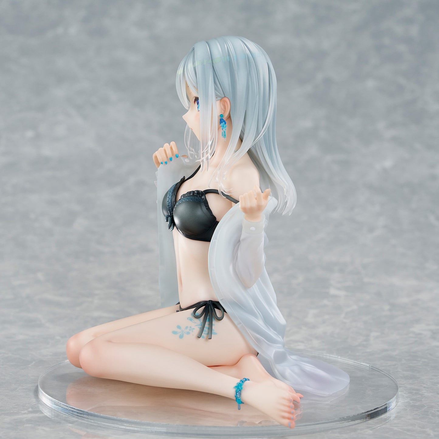 Fuumi Illustration Okigae Ginpatsu-chan Sorairo no Asa Limited Costume Ver. collectible scale model made of plastics by Tokyo Figure
