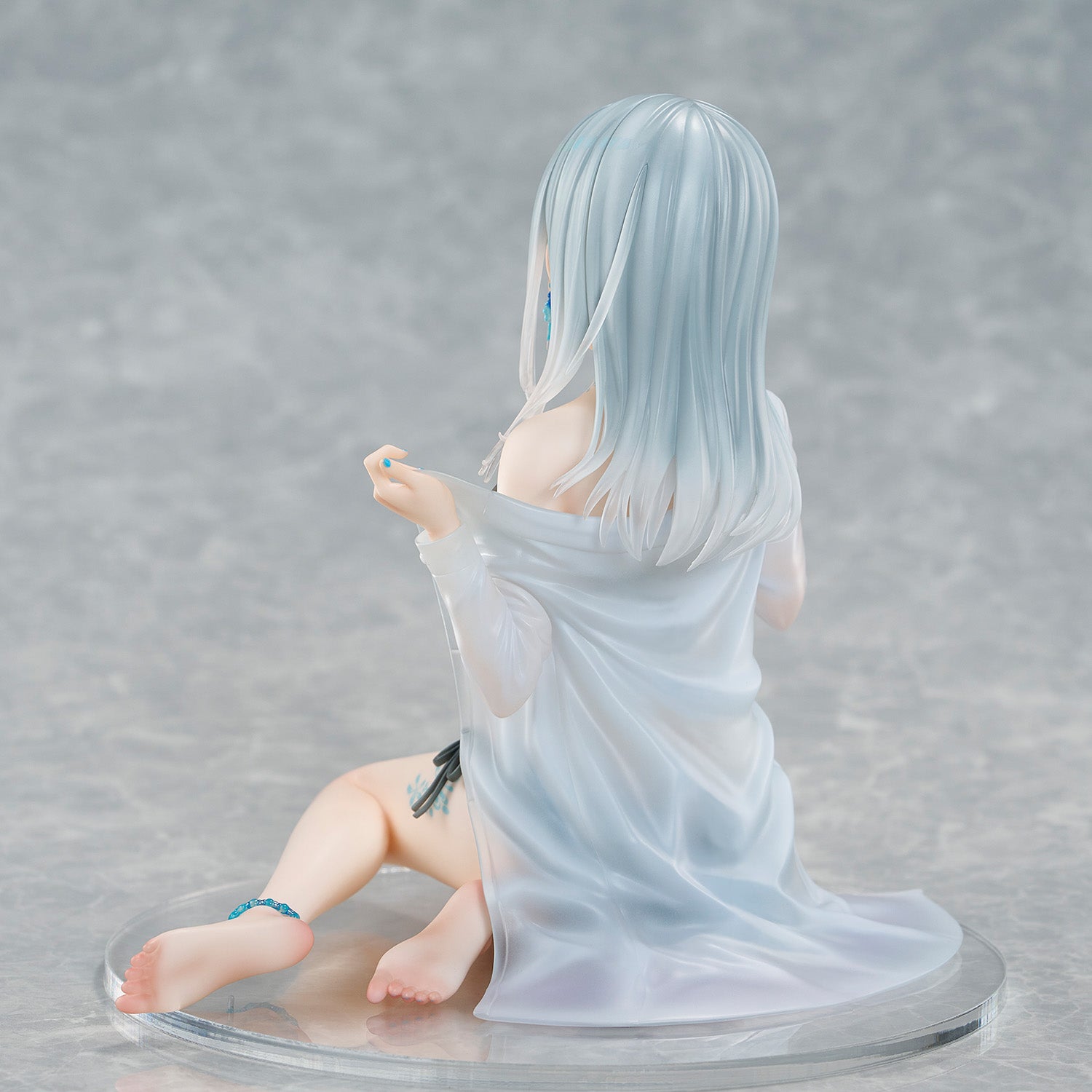 Fuumi Illustration Okigae Ginpatsu-chan Sorairo no Asa Limited Costume Ver. collectible scale model made of plastics by Tokyo Figure