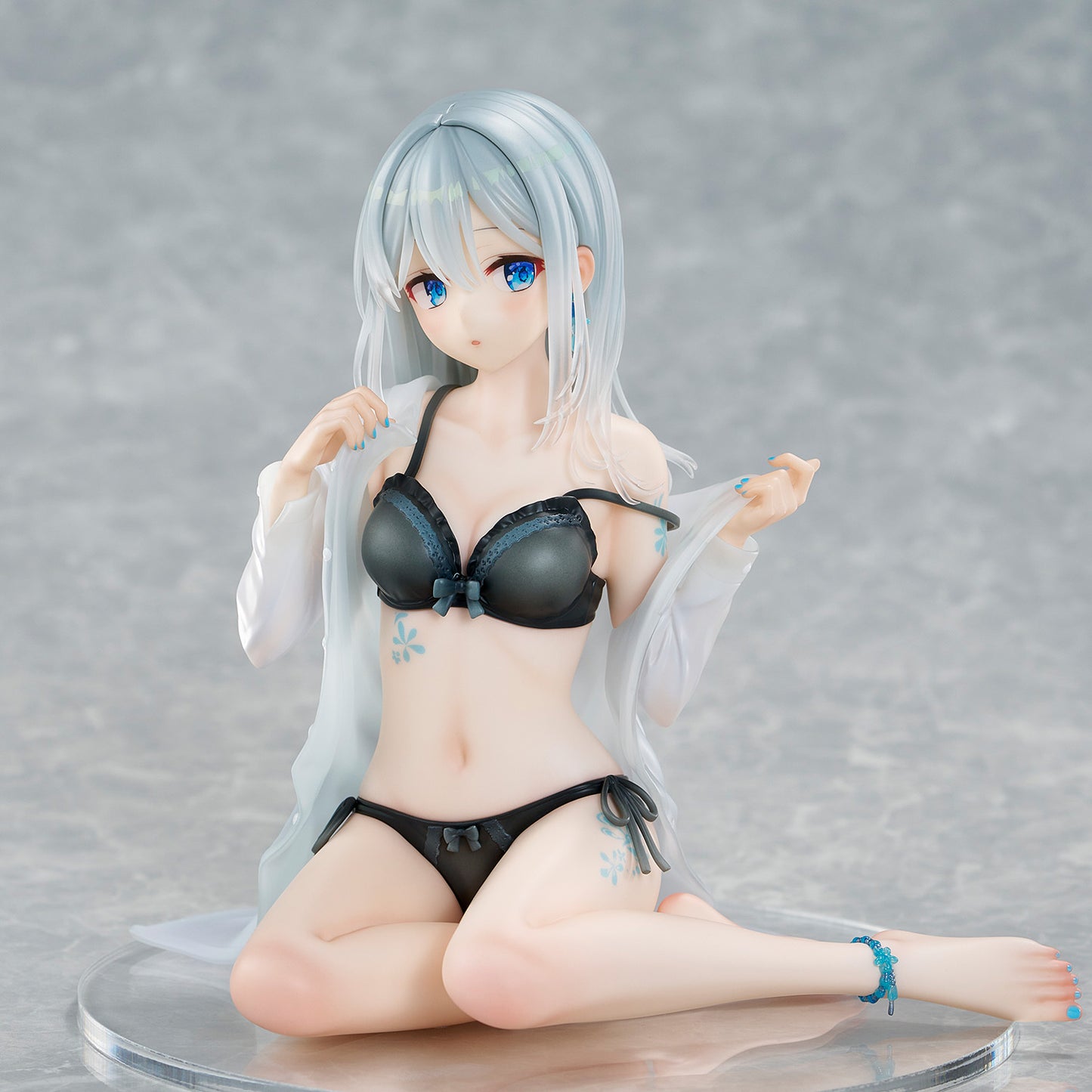 Fuumi Illustration Okigae Ginpatsu-chan Sorairo no Asa Limited Costume Ver. collectible scale model made of plastics by Tokyo Figure