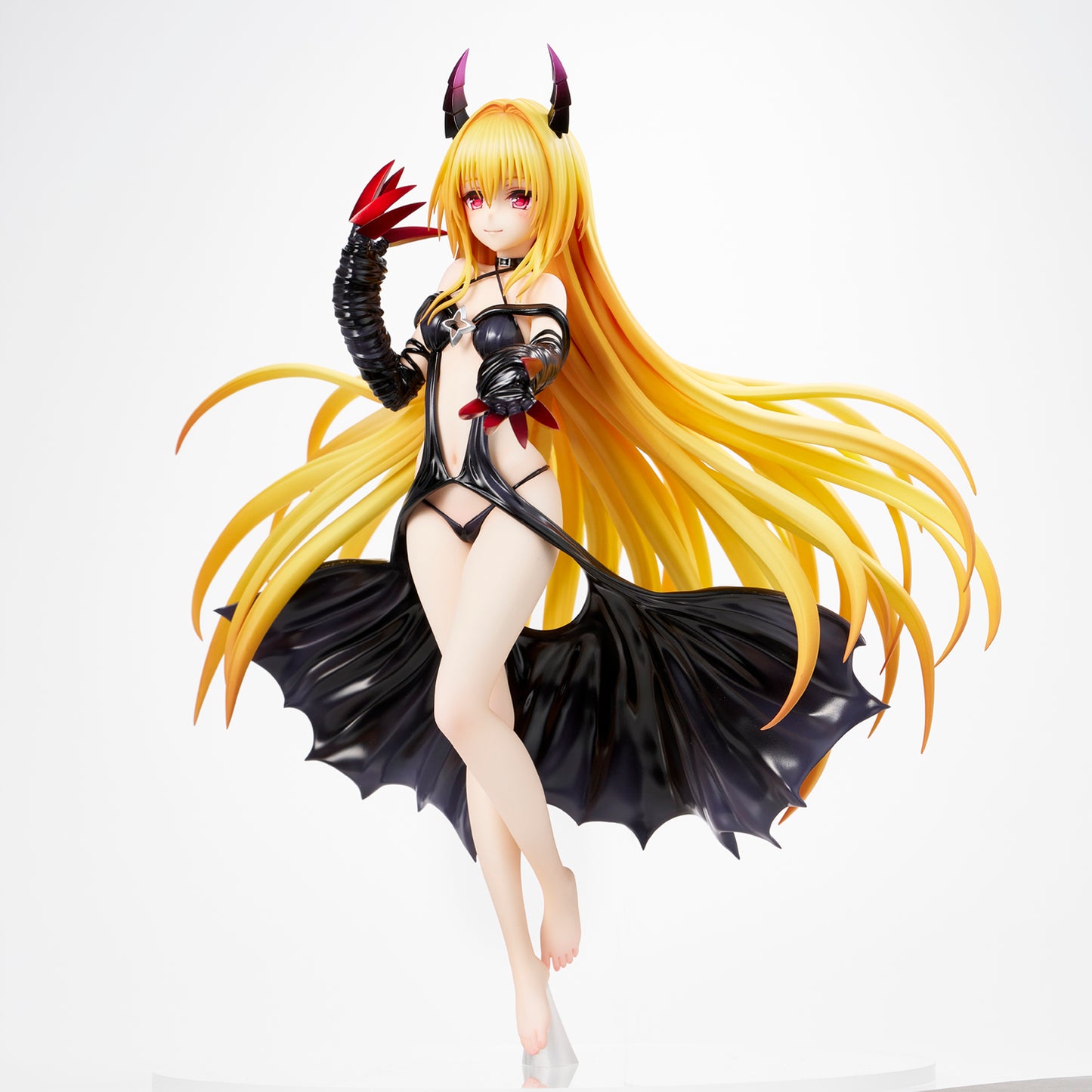 To Love-Ru Darkness - Golden Darkness Darkness Ver. 1/6 collectible scale model made of plastics by Tokyo Figure