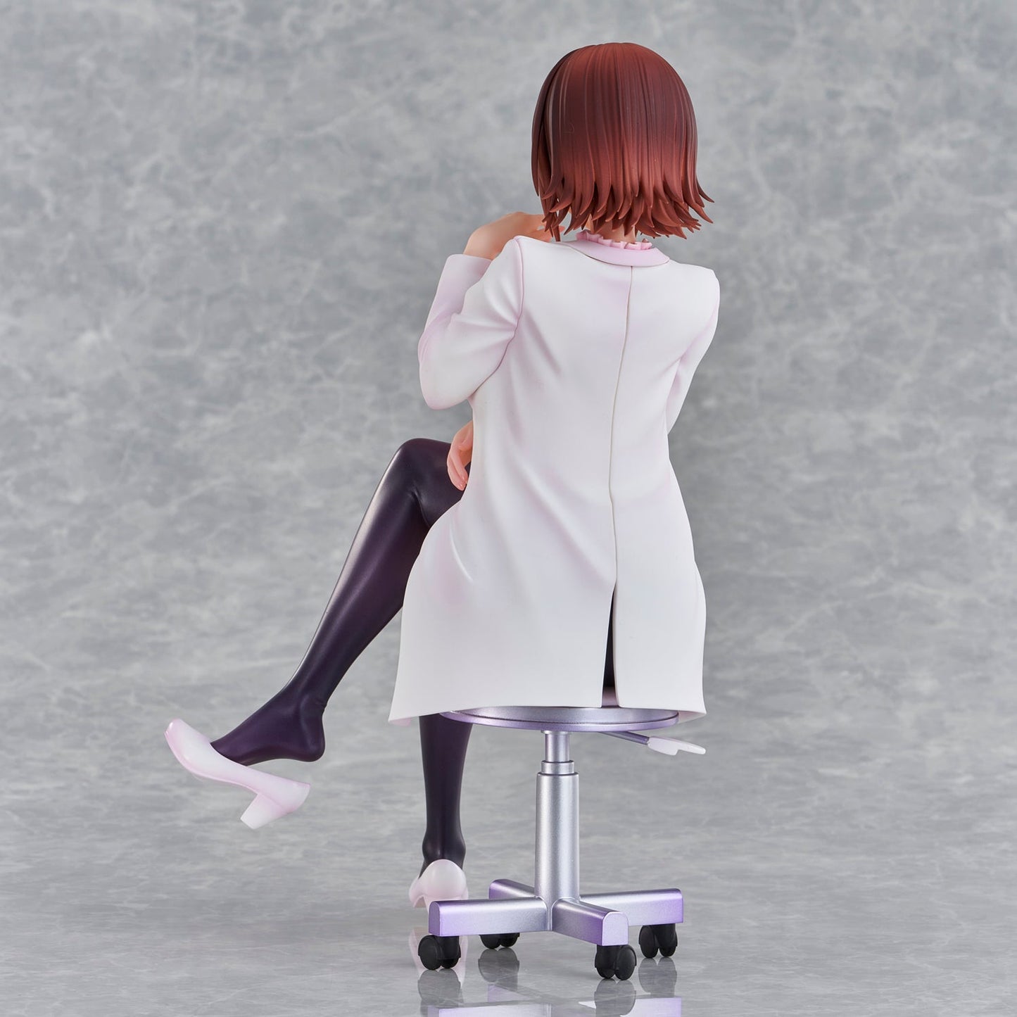 ToLOVE-Ru: Toraburu Darkness] Nurse Series: Ryoko Mikado - Insurance Office Teacher ver. collectible scale model made of plastics by Tokyo Figure