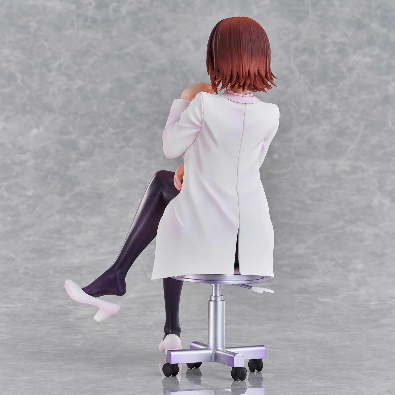 ToLOVE-Ru: Toraburu Darkness] Nurse Series: Ryoko Mikado - Insurance Office Teacher ver. collectible scale model made of plastics by Tokyo Figure