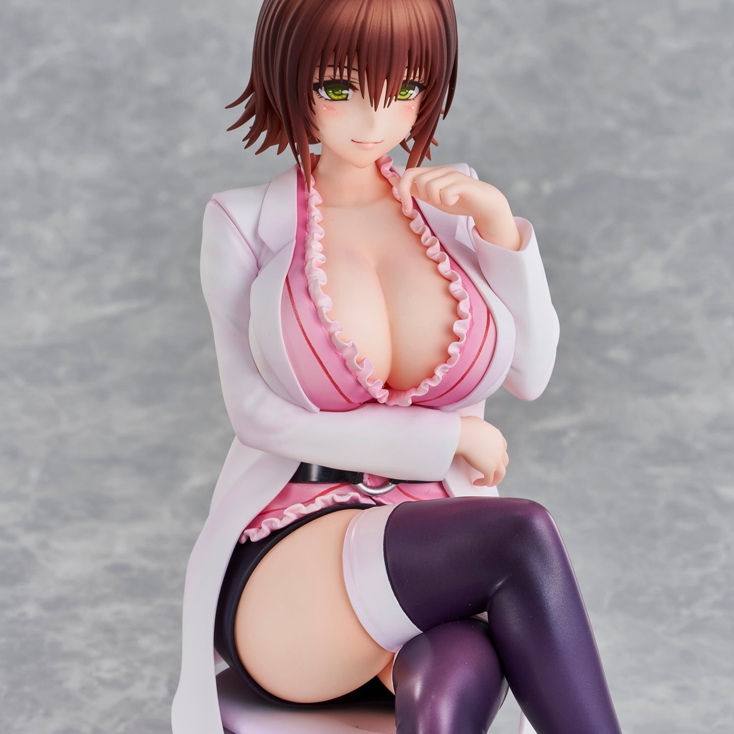 ToLOVE-Ru: Toraburu Darkness] Nurse Series: Ryoko Mikado - Insurance Office Teacher ver. collectible scale model made of plastics by Tokyo Figure