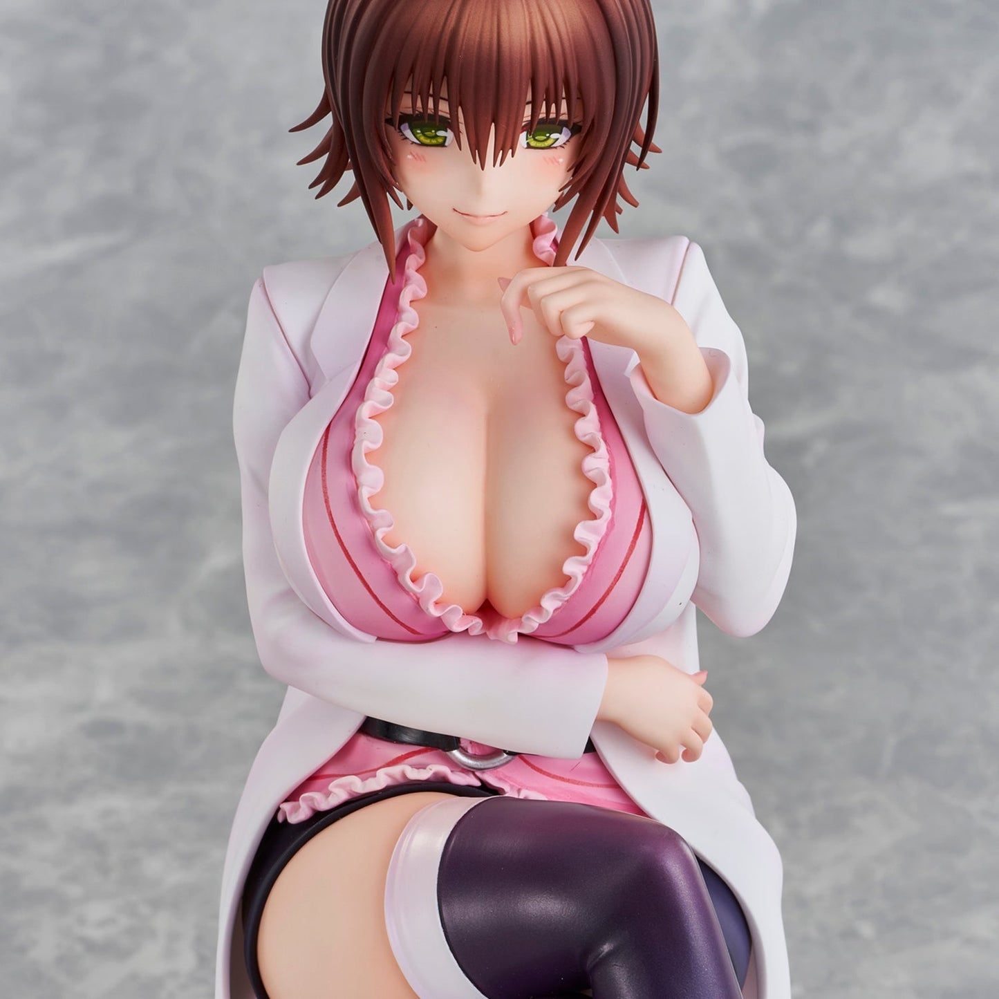 ToLOVE-Ru: Toraburu Darkness] Nurse Series: Ryoko Mikado - Insurance Office Teacher ver. collectible scale model made of plastics by Tokyo Figure