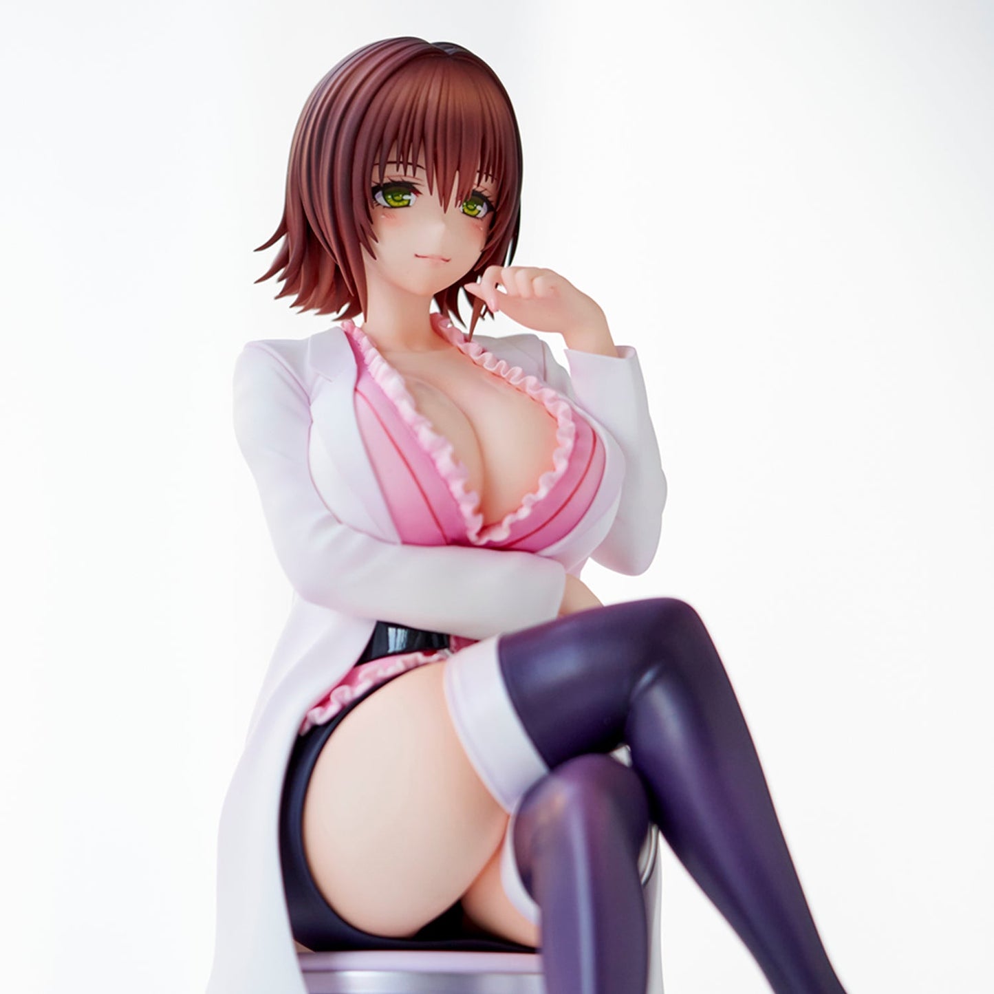 ToLOVE-Ru: Toraburu Darkness] Nurse Series: Ryoko Mikado - Insurance Office Teacher ver. collectible scale model made of plastics by Tokyo Figure