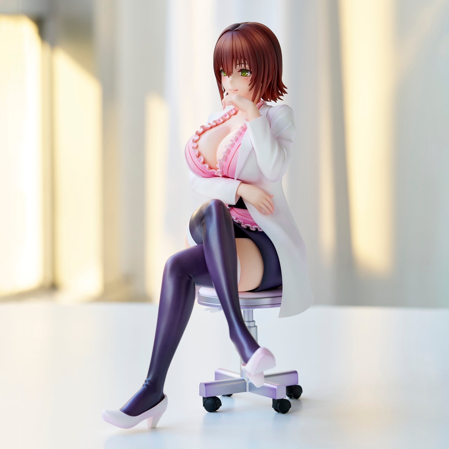 ToLOVE-Ru: Toraburu Darkness] Nurse Series: Ryoko Mikado - Insurance Office Teacher ver. collectible scale model made of plastics by Tokyo Figure