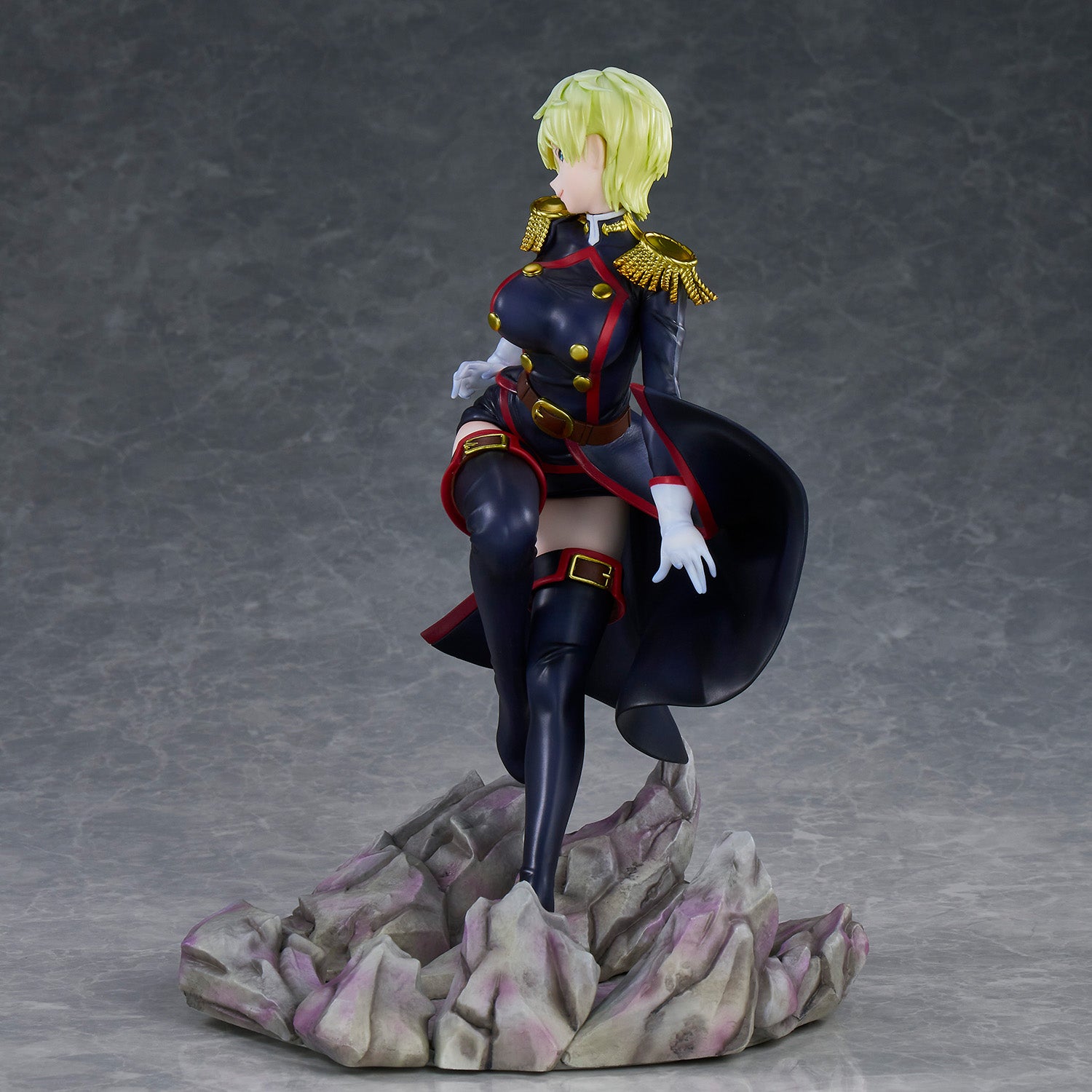 Chained Soldier - Izumo Tenka 1/7 Scale Figure collectible scale model made of plastics by Tokyo Figure