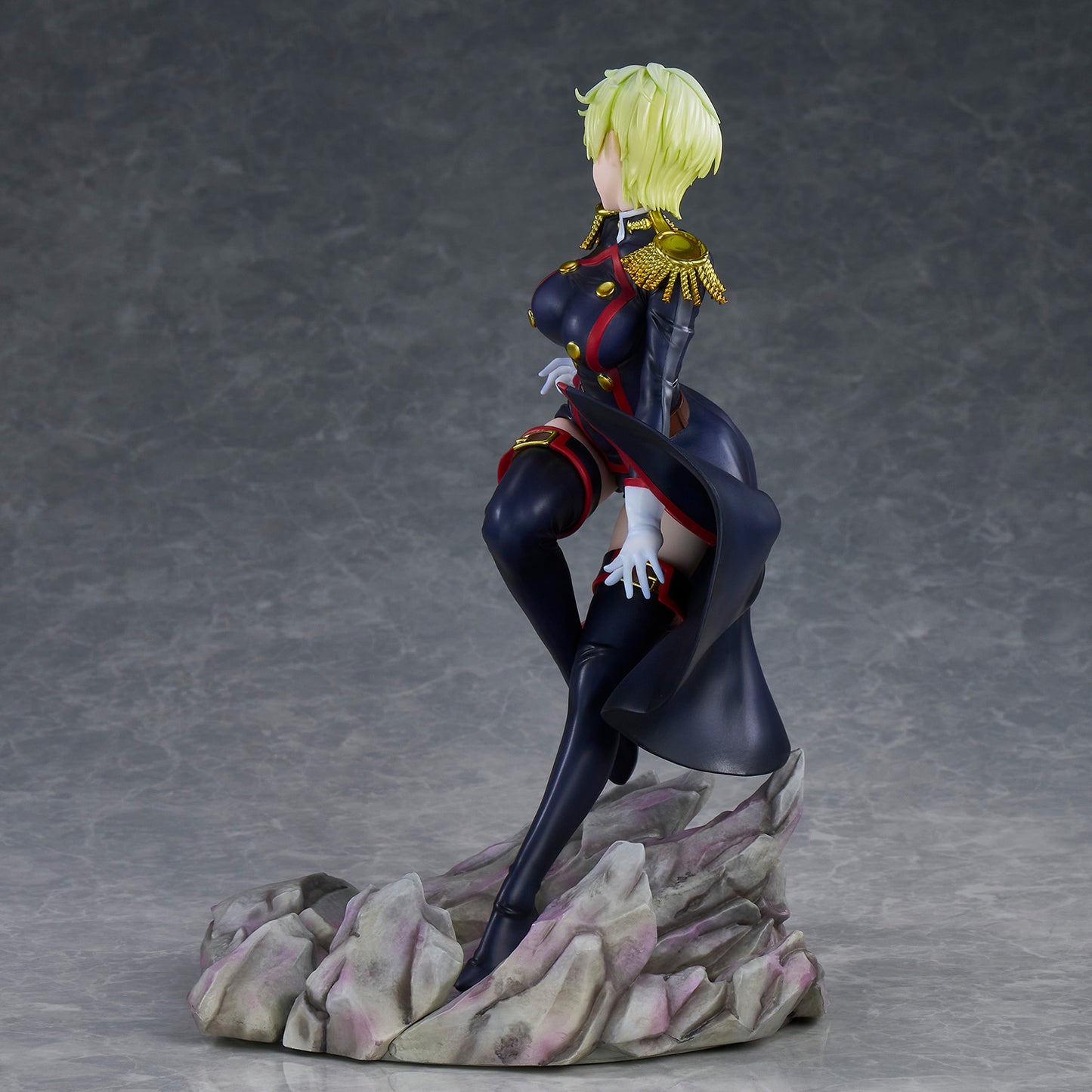 Chained Soldier - Izumo Tenka 1/7 Scale Figure collectible scale model made of plastics by Tokyo Figure