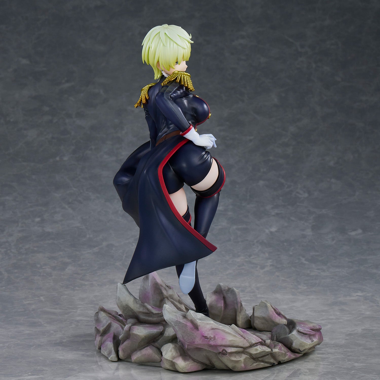 Chained Soldier - Izumo Tenka 1/7 Scale Figure collectible scale model made of plastics by Tokyo Figure