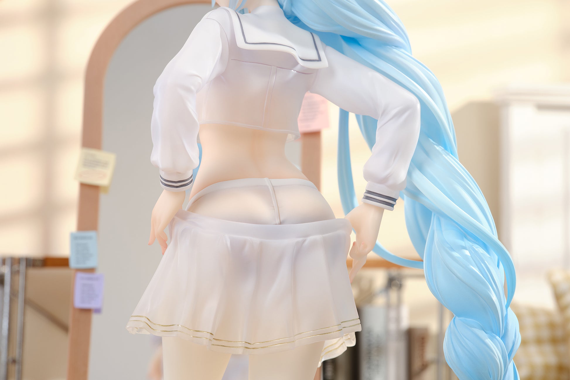 Azur Lane JANUS FEAR OF CHANGING... CLOTHES VER. collectible scale model made of plastics by Tokyo Figure