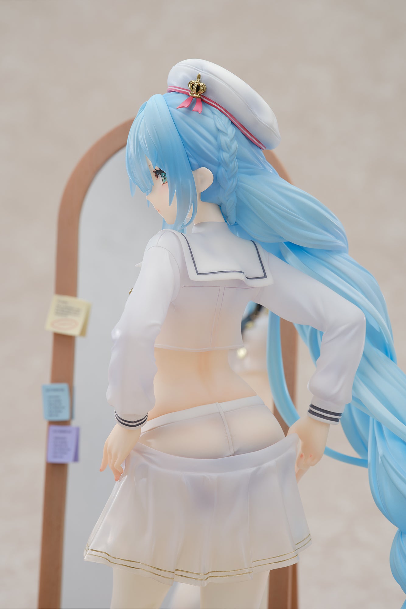 Azur Lane JANUS FEAR OF CHANGING... CLOTHES VER. collectible scale model made of plastics by Tokyo Figure