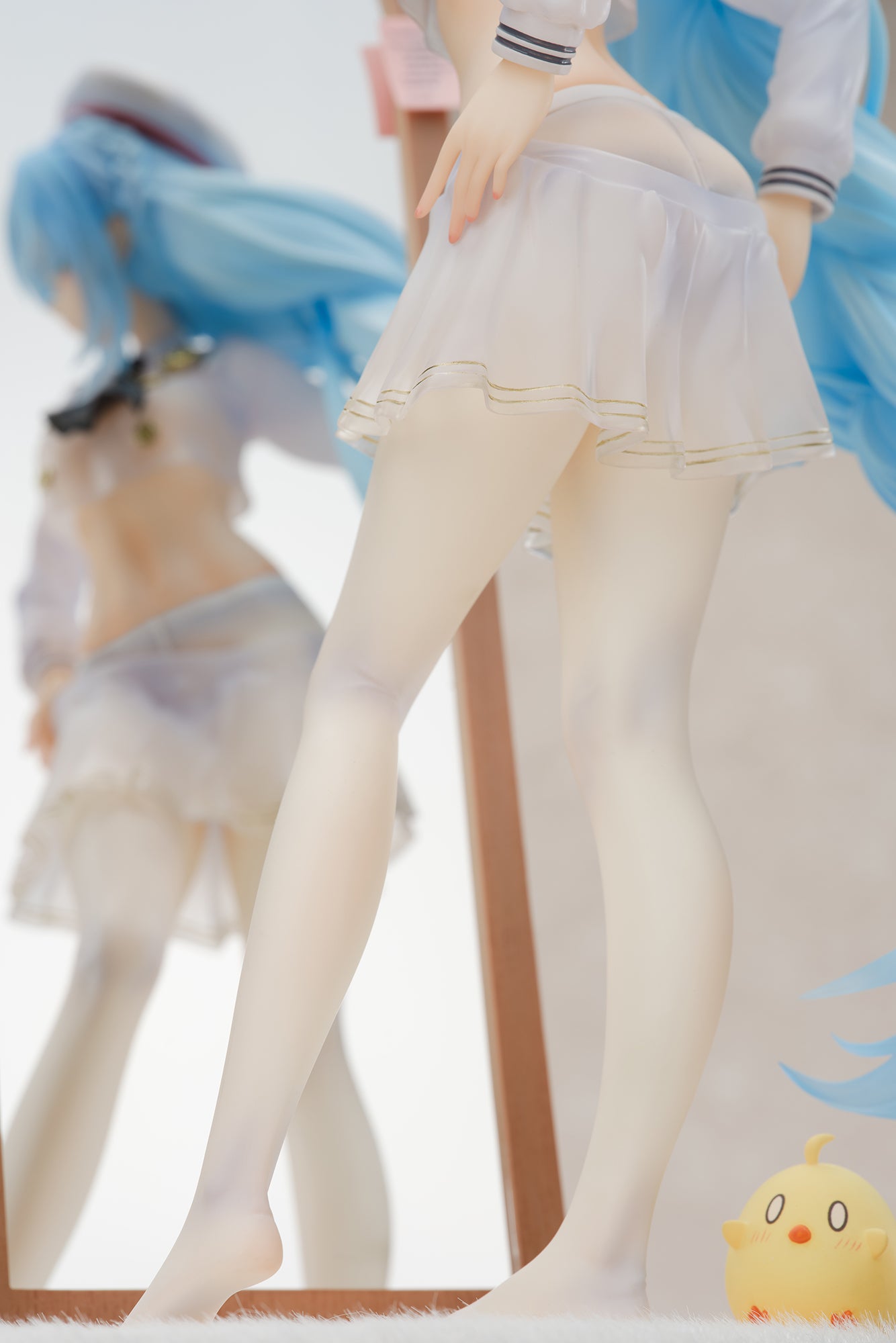 Azur Lane JANUS FEAR OF CHANGING... CLOTHES VER. collectible scale model made of plastics by Tokyo Figure