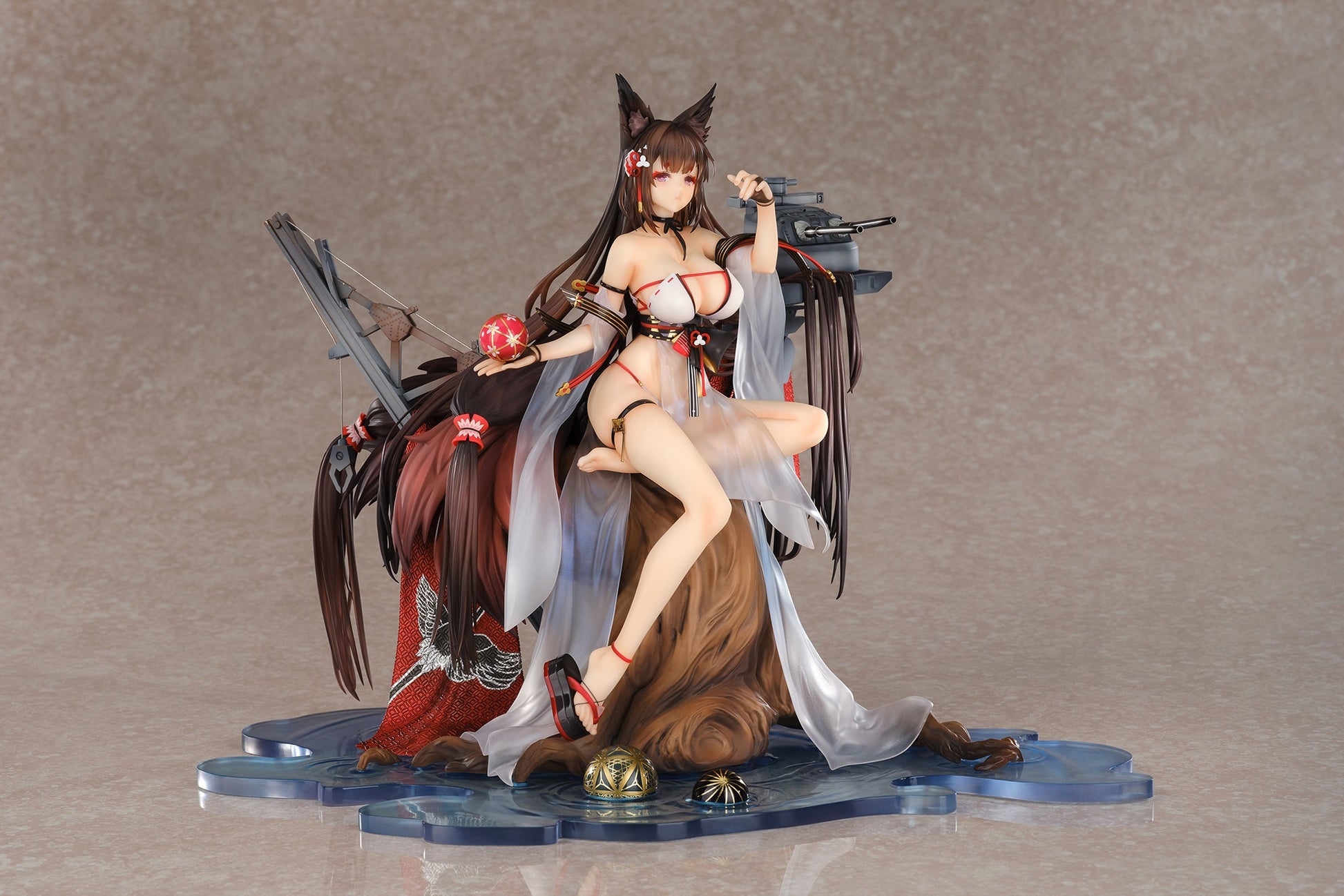 Azur Lane Amagi Shizuku Hashirimizu Ver collectible scale model made of plastics by Tokyo Figure