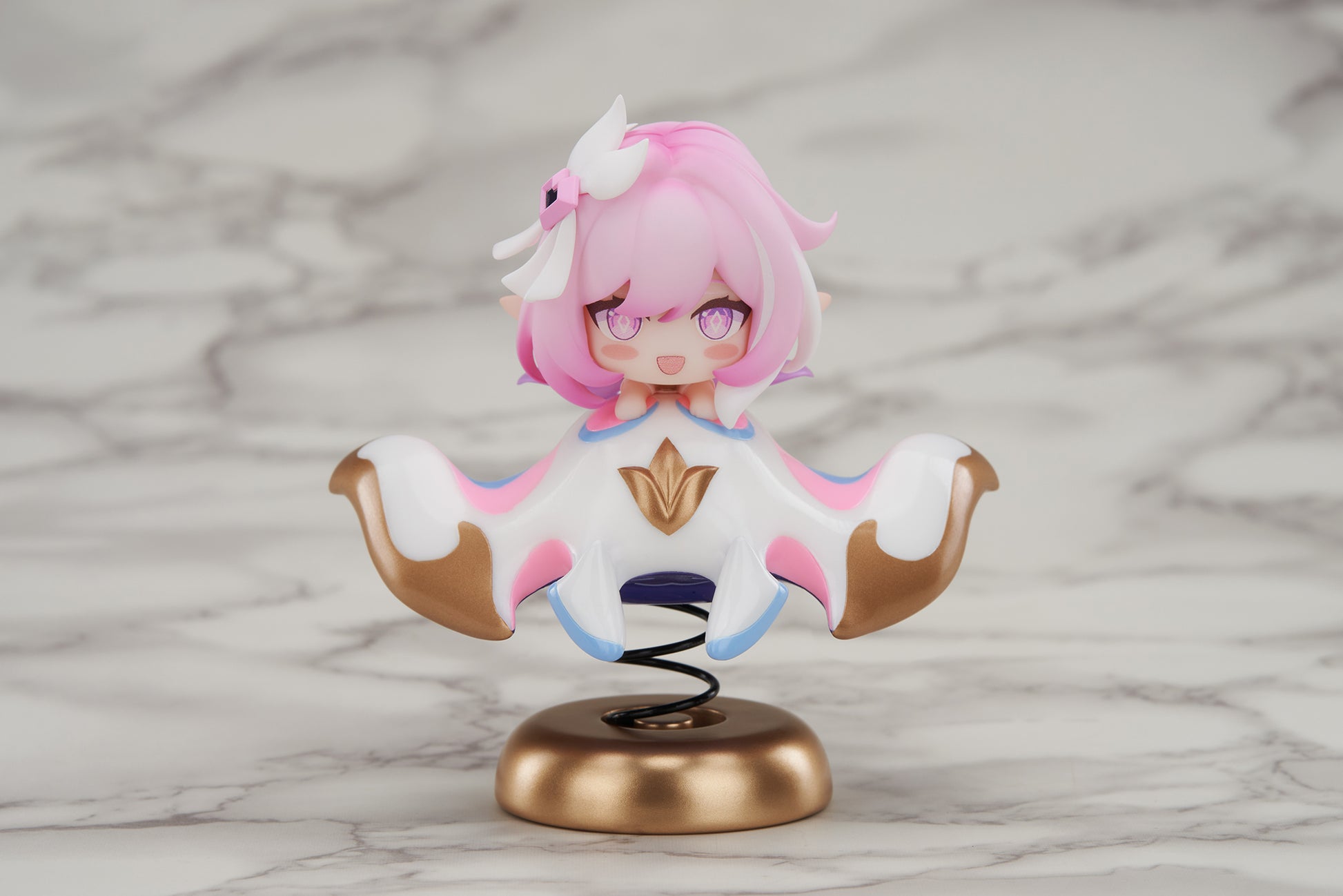 Happy Shake Elysia Herrscher of Human: Ego collectible scale model made of plastics by Tokyo Figure
