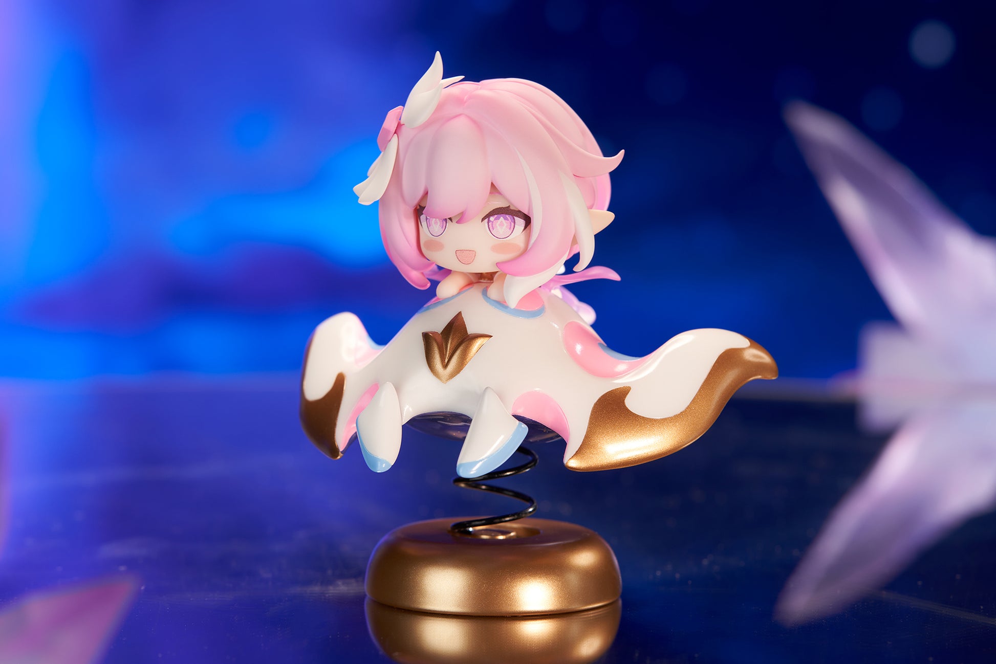 Happy Shake Elysia Herrscher of Human: Ego collectible scale model made of plastics by Tokyo Figure