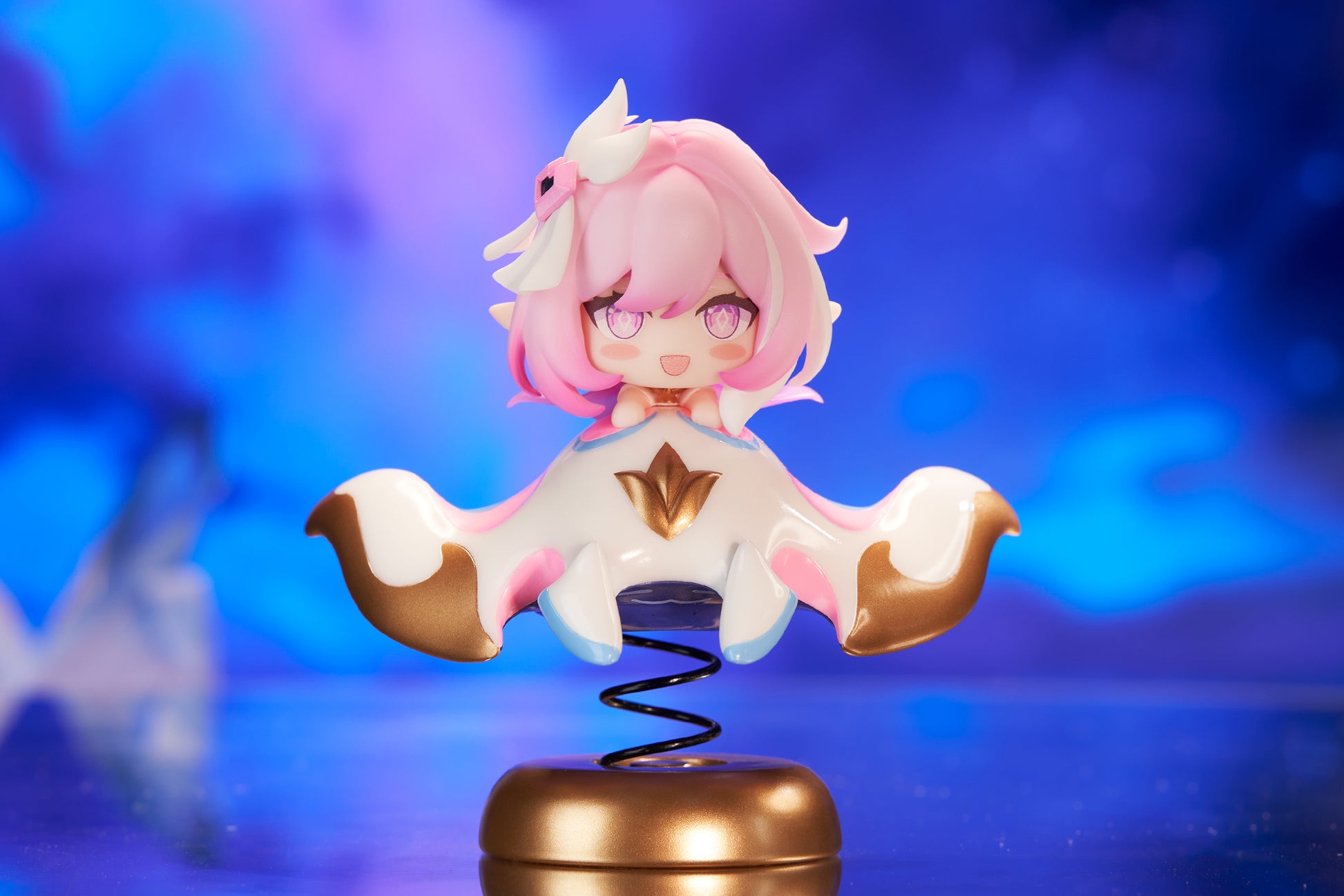 Happy Shake Elysia Herrscher of Human: Ego collectible scale model made of plastics by Tokyo Figure
