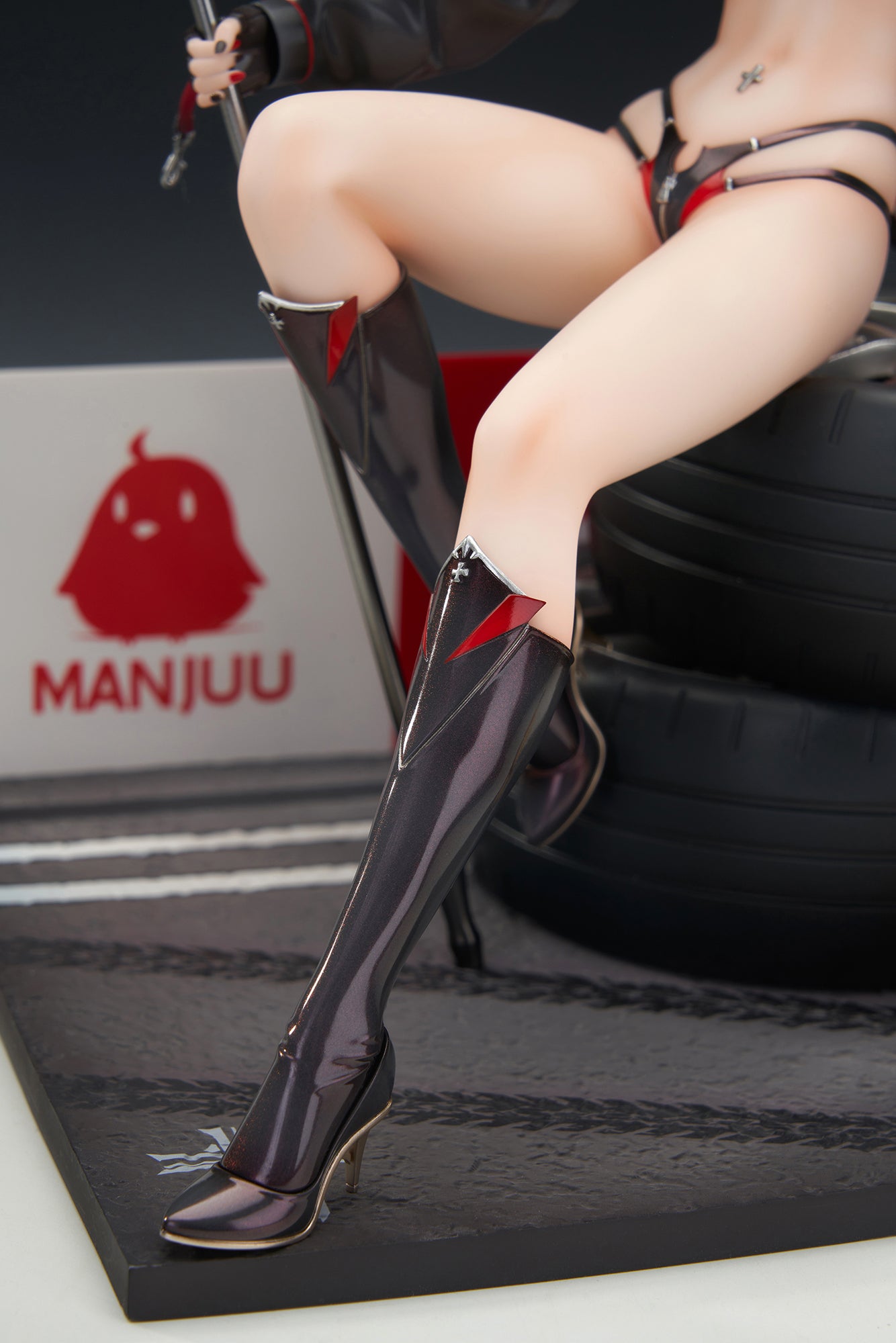 Azur Lane - Ulrich von Hutten Ignition Matrician Ver. collectible scale model made of plastics by Tokyo Figure