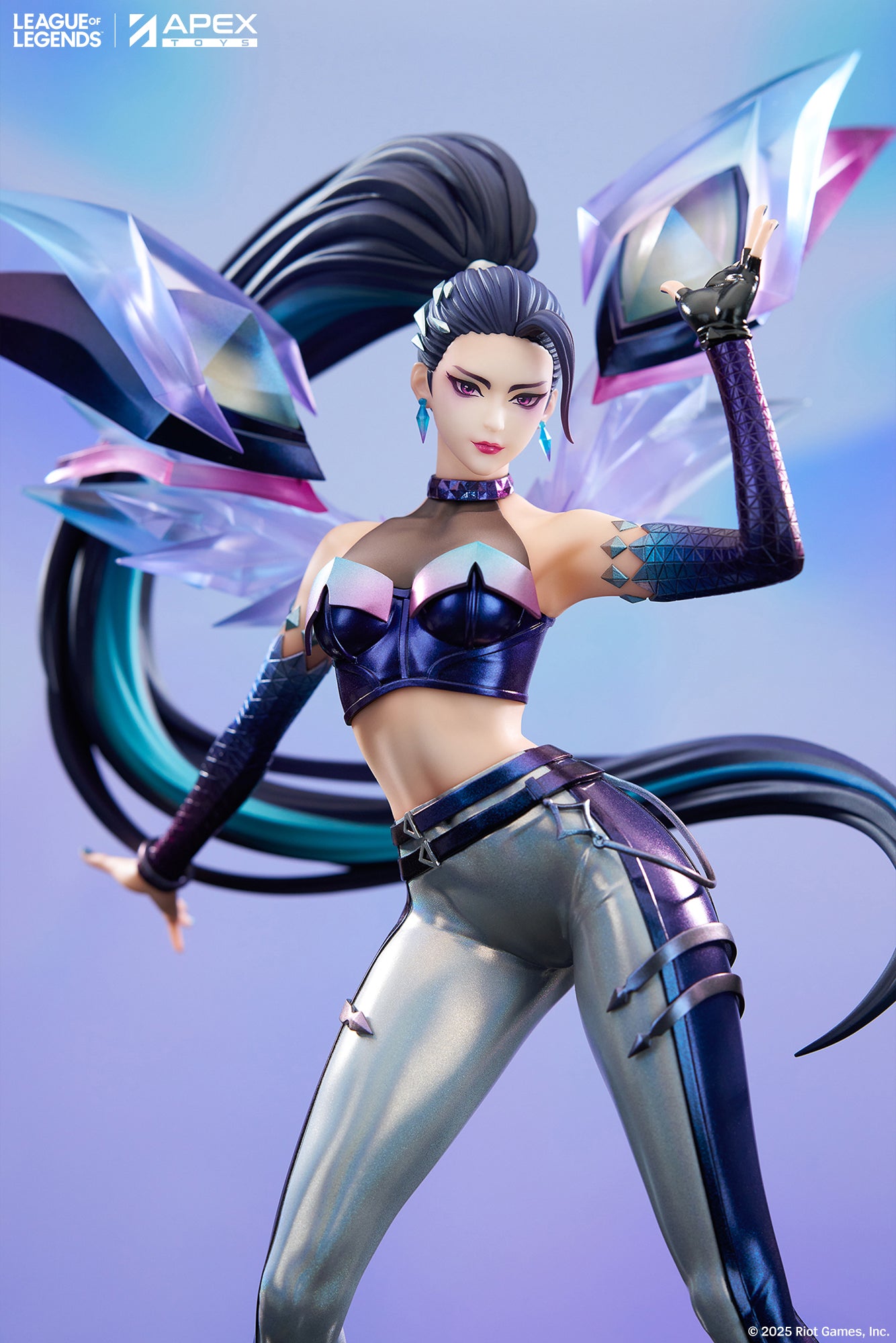 League of Legends  K/DA KAI'SA collectible scale model made of plastics by Tokyo Figure