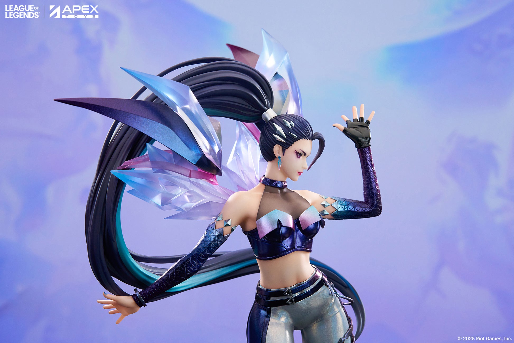 League of Legends  K/DA KAI'SA collectible scale model made of plastics by Tokyo Figure