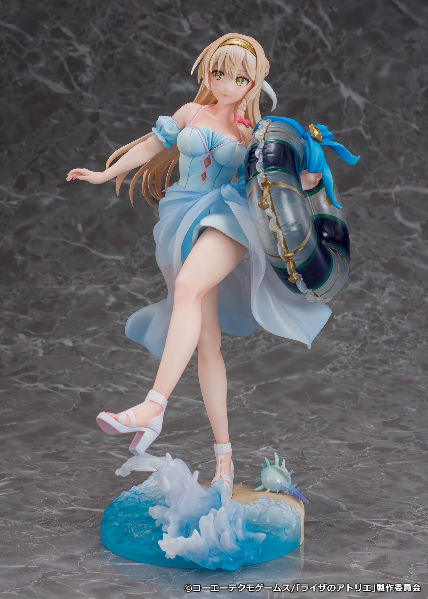 Claudia Barents Swimsuit ver. 1/7 Scale collectible scale model made of plastics by Tokyo Figure