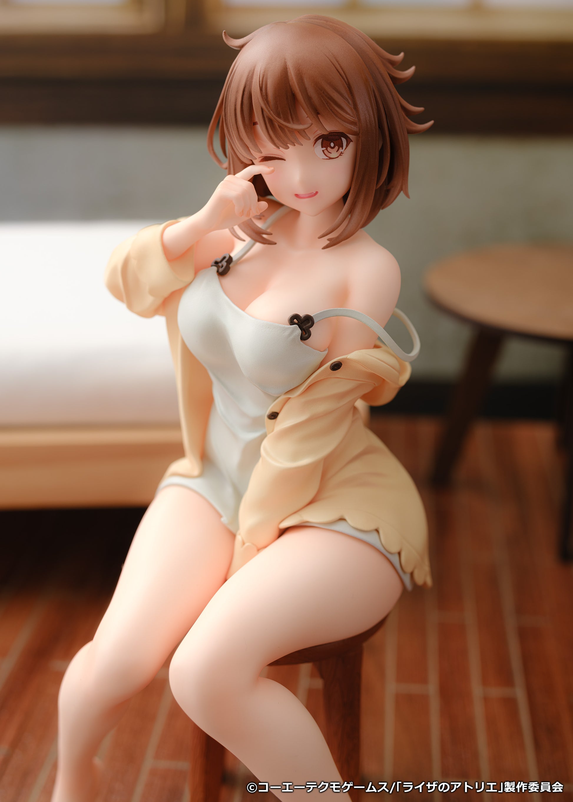 Reisalin Stout Nightclothes Version 1/7 Scale collectible scale model made of plastics by Tokyo Figure
