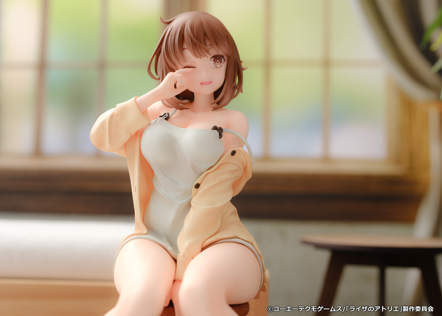 Reisalin Stout Nightclothes Version 1/7 Scale collectible scale model made of plastics by Tokyo Figure