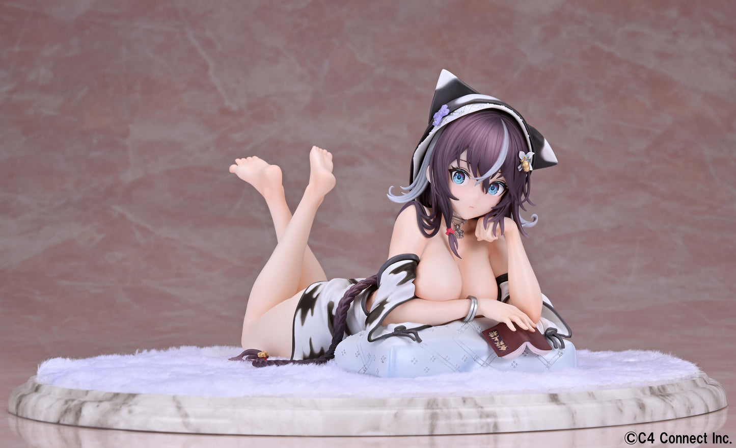Pan Feng (Wakening) 1/7 Scale collectible scale model made of plastics by Tokyo Figure