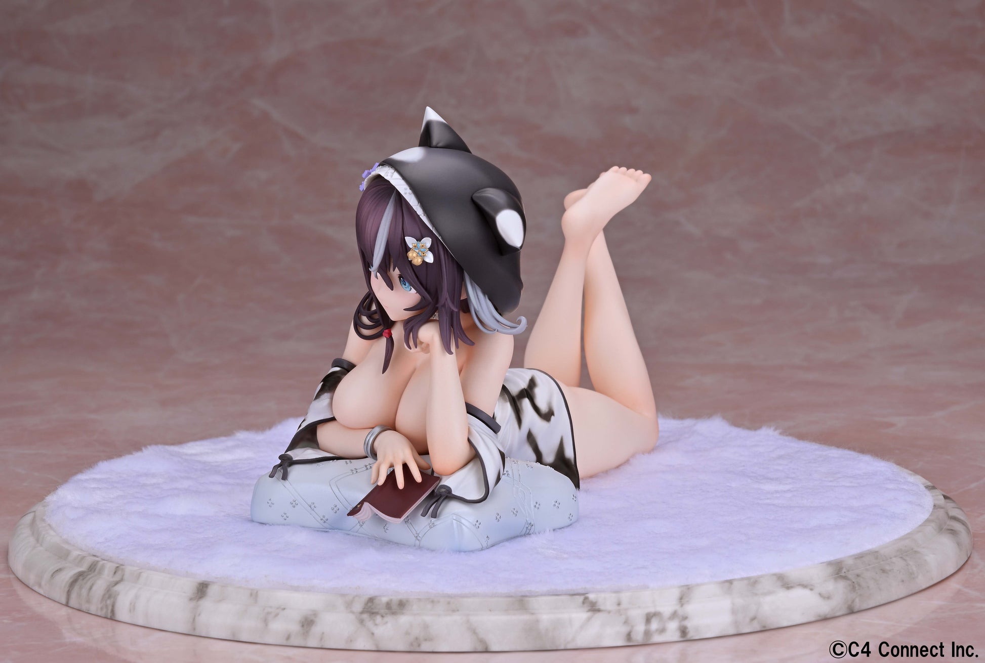 Pan Feng (Wakening) 1/7 Scale collectible scale model made of plastics by Tokyo Figure