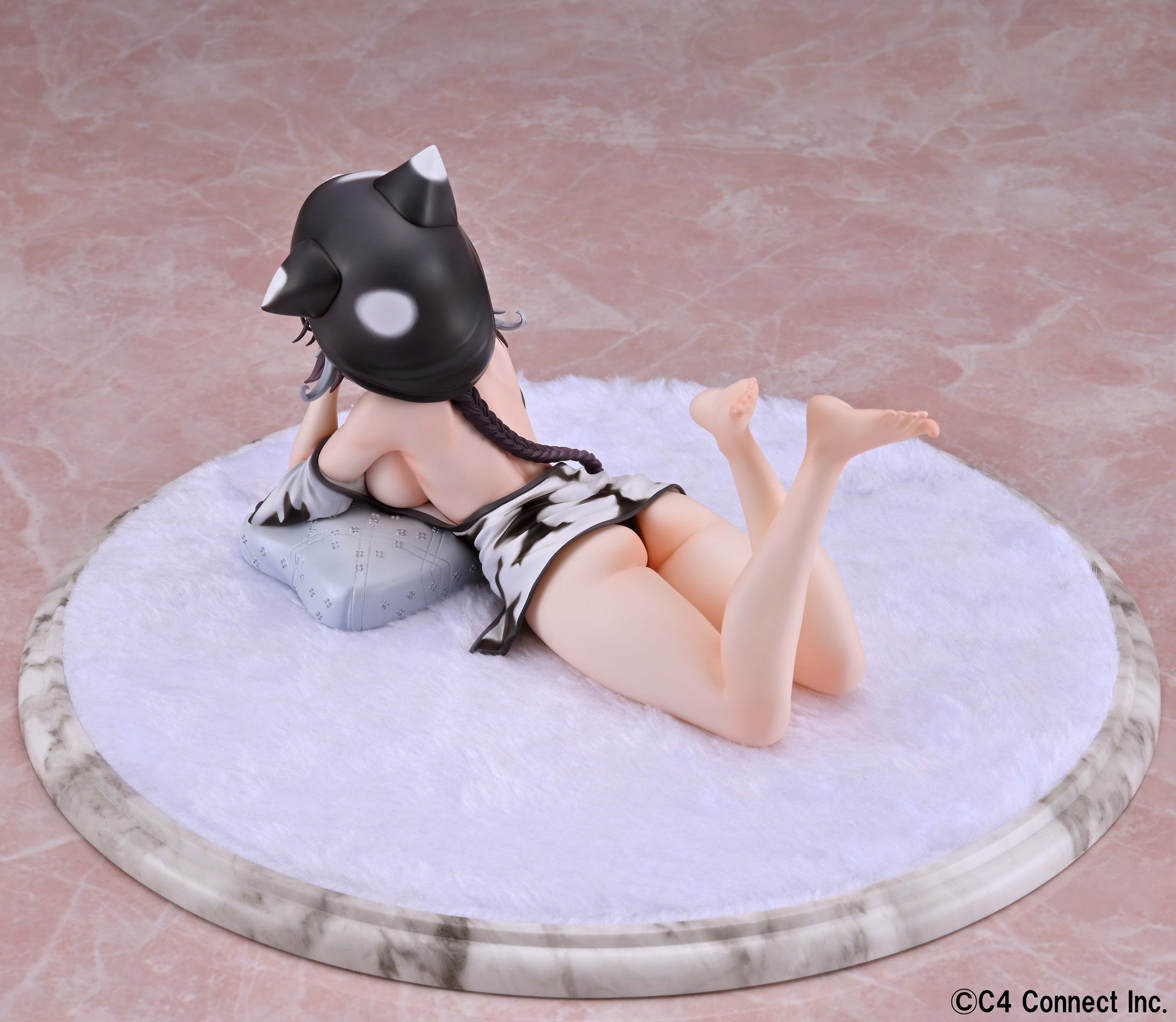 Pan Feng (Wakening) 1/7 Scale collectible scale model made of plastics by Tokyo Figure