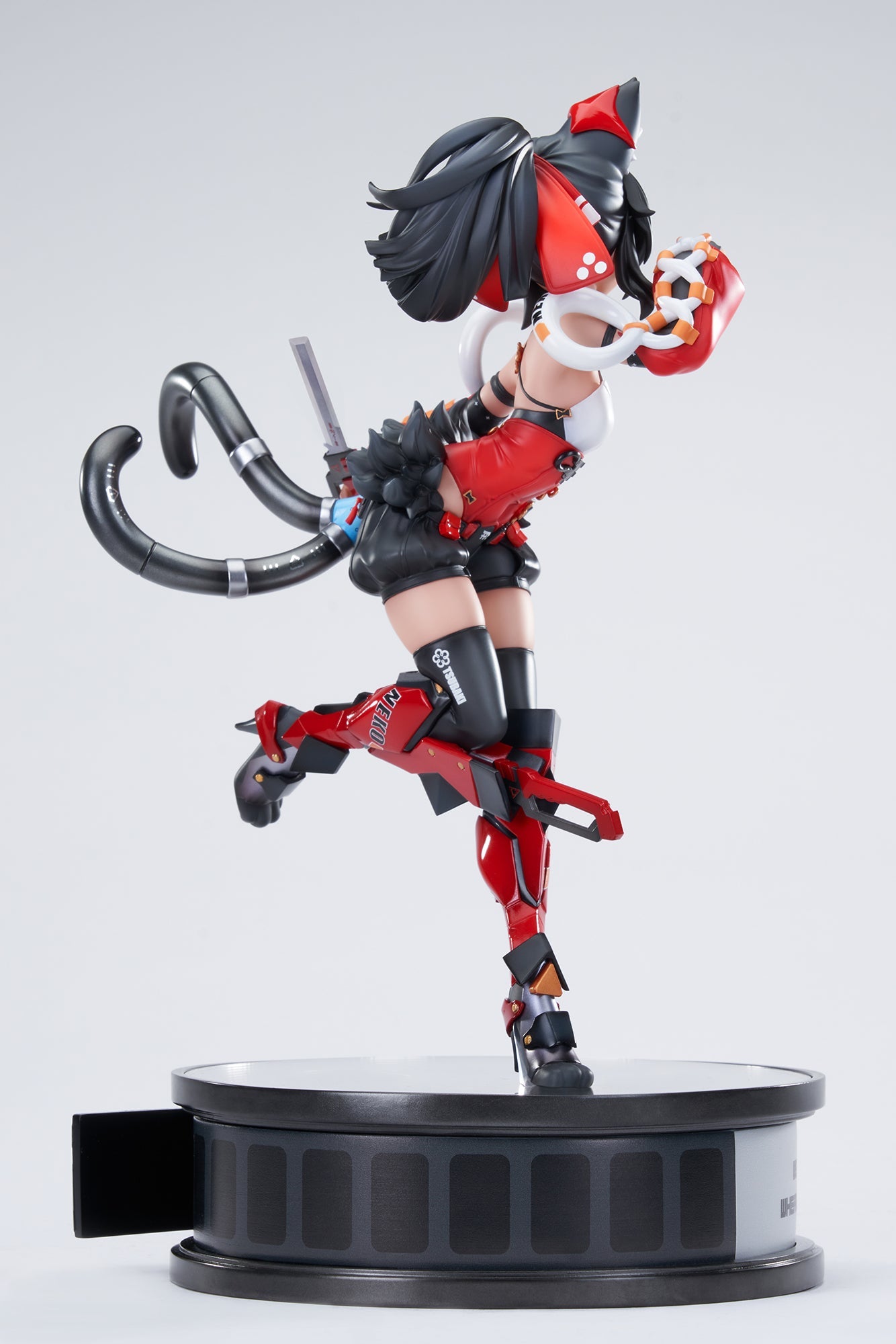Nekomiya Mana 1/7 Scale Figure collectible scale model made of plastics by Tokyo Figure