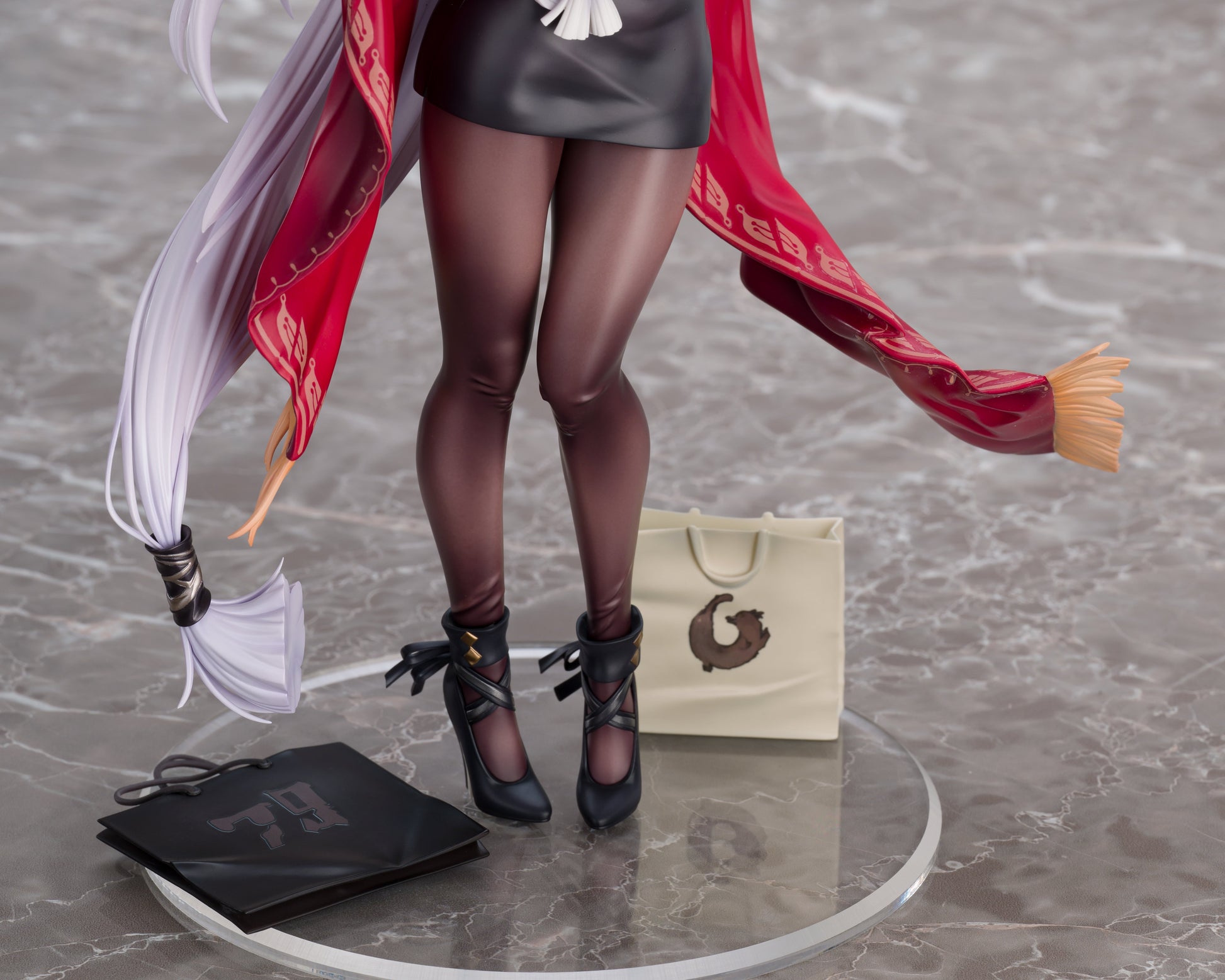 Azur Lane Belfast - Shopping with the Maid-in-Chief Ver. collectible scale model made of plastics by Tokyo Figure