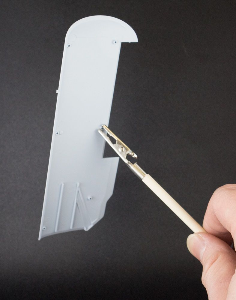 GT111 Mr. Almighty Clip Wide Crocodile Clips, Clamps by Mr. Hobby made of Metal Wood