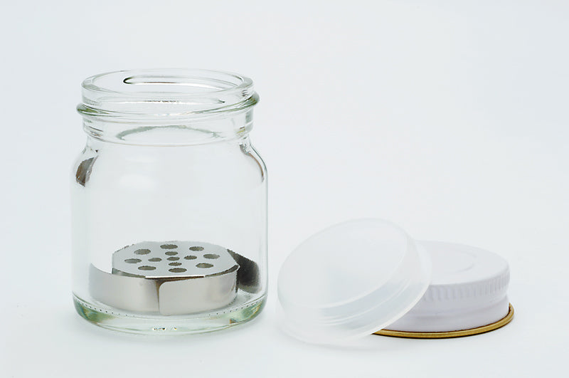 GT35 Mr. Brush Washer       Brush Glass by Mr. Hobby made of Glass Metal